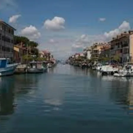 Pineta Lovable Seaview Apartman *